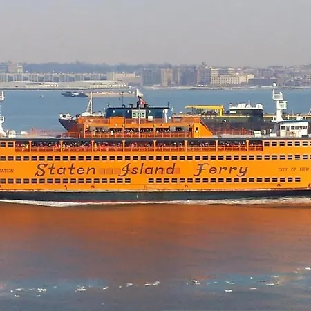 Private Bedroom Near The Free Ferry Boat! Homestay New York