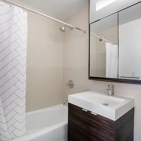 Tribeca 2br W Pool Bike Gym Nr Wtc Nyc-400 *