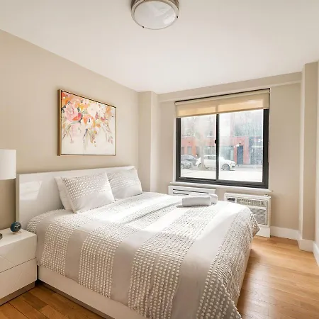 Apartment Sophisticated 3bd 2ba In Nyc New York