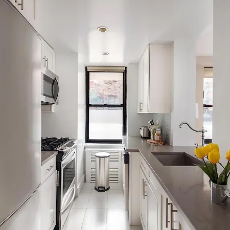 Sophisticated 3bd 2ba In Nyc
