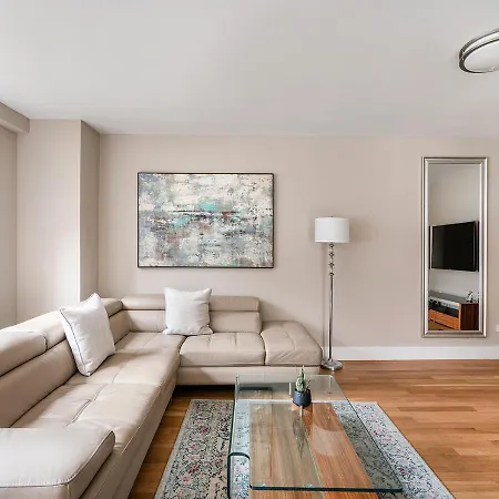 Sophisticated 3bd 2ba In Nyc * New York