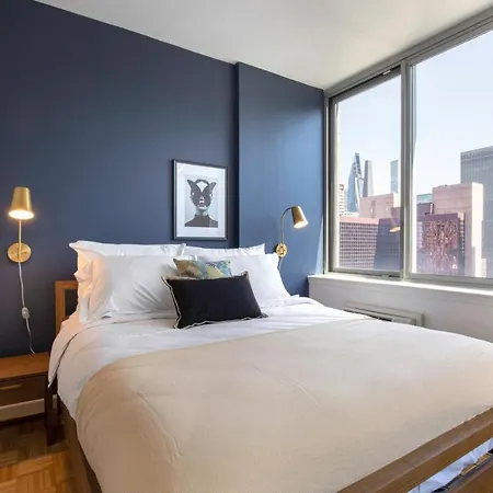 Midtown W W Sundeck Gym Nr Times Sq Nyc-263 * New York