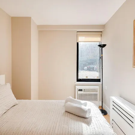 Apartment Sophisticated 3bd 2ba In Nyc