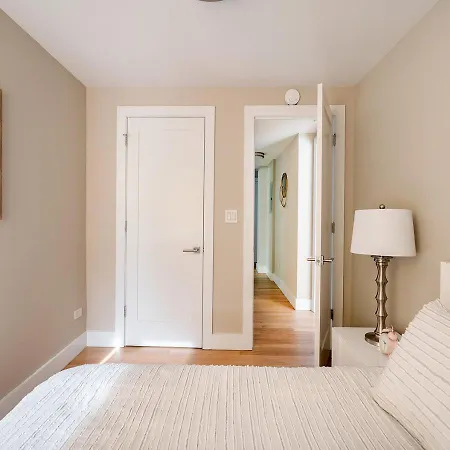 Sophisticated 3bd 2ba In Nyc