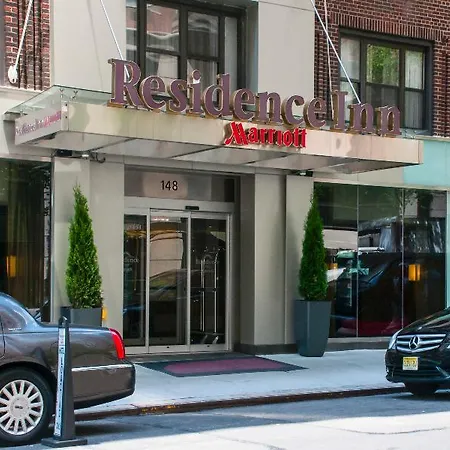 By Marriott Manhattan/ Midtown Eastside 4*