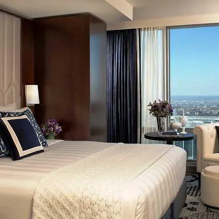 By Marriott Manhattan/central Park Hotel
