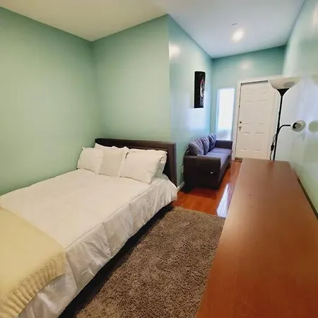 Apartment Beautiful Bedroom In A Private With Access To Patio New York