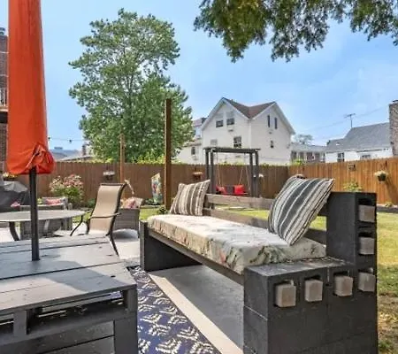 Rockaway 3 Bedroom By The Sea. * New York