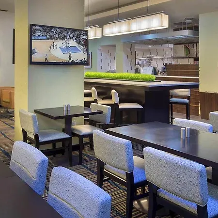 Courtyard By Marriott Manhattan/chelsea 4*