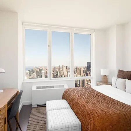 Apartment Stunning By Time Square & Hudson Yards *