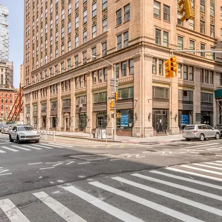 Tribeca 1br W Gym Doorman Rooftop Garden Nyc-52 Apartment *