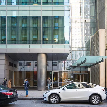 Midtown 1br W Gym Wd Across From Rock Center Nyc-670 *