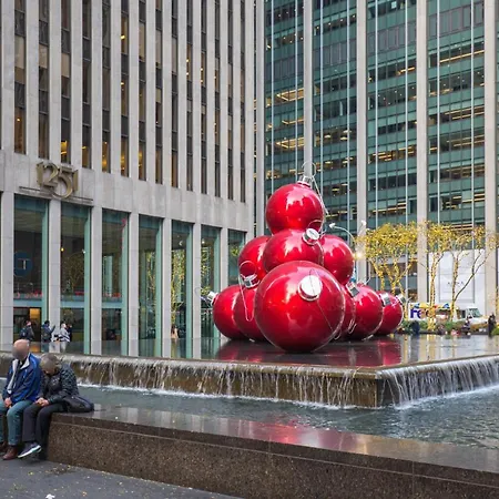 Midtown 1br W Gym Wd Across From Rock Center Nyc-670