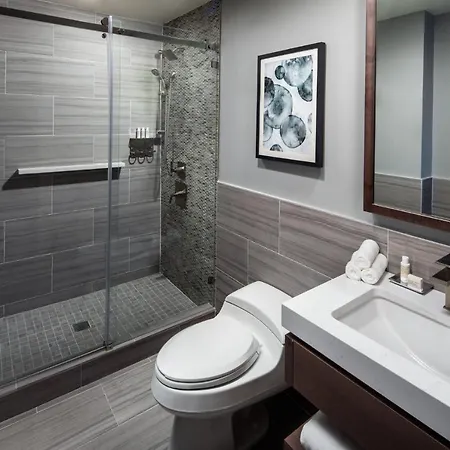 Indigo Flushing - Laguardia Hotel
