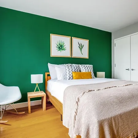 Lux Theater District 1br W Indoor Pool Nyc-140 Apartment *