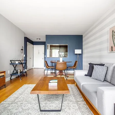 Apartment Lux Theater District 1br W Indoor Pool Nyc-140 *