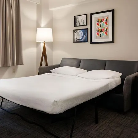 By Marriott Manhattan/ Midtown Eastside 4* New York