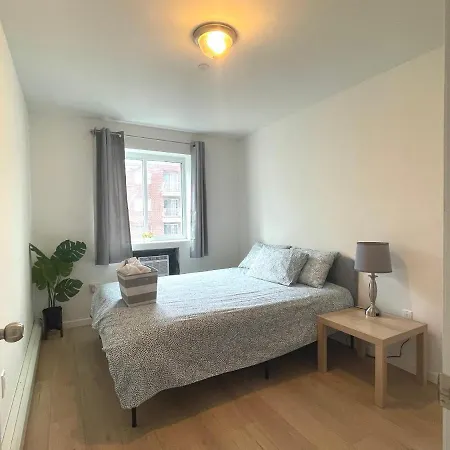 Brand New!!!with Balcony, Free Parking, 3 Minutes To Subway *