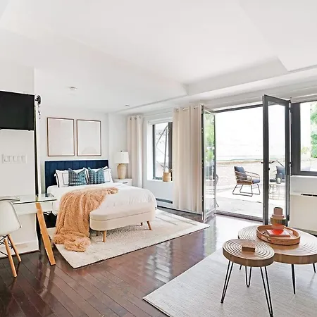 Apartment 809-2b New Bldg Jr Columbus Circle Balcony Wd New York