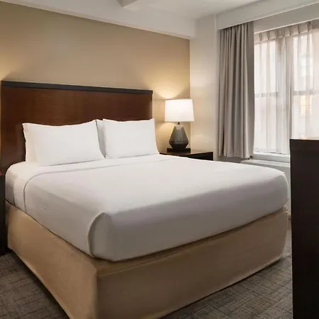 By Marriott Manhattan/ Midtown Eastside Hotel