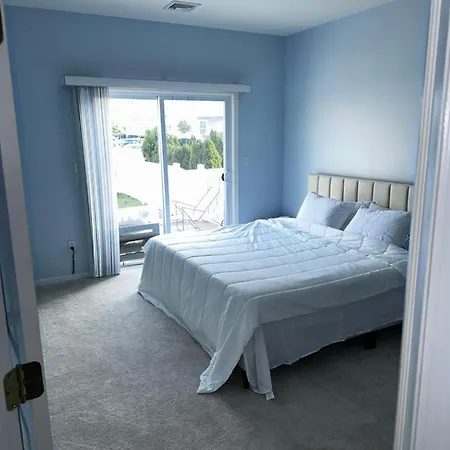 Holiday home Beach House In Heart Of Nyc