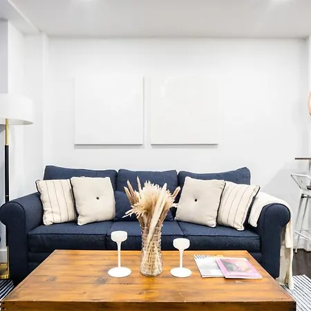 Apartment 809-3b Columbus Circle W D New Bldg Balcony *