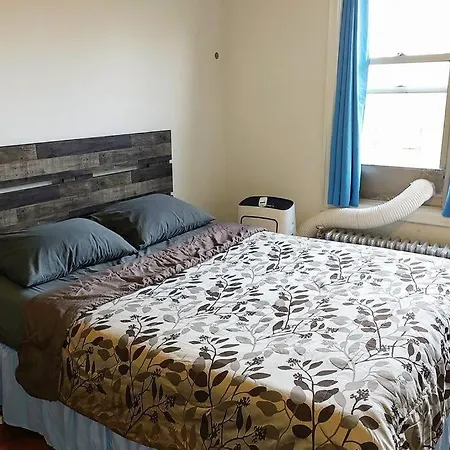 Apartment #2 Private Near Riverdale New York
