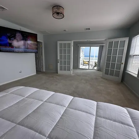 Beach House In Heart Of Nyc *