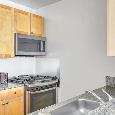 Uws 1br W Doorman Gym Nr Park Nyc-932 *