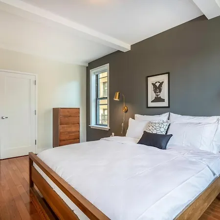 Ues 2br Windoor Pool Doorman Views Nyc-243 *
