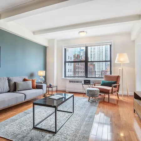 Ues 2br Windoor Pool Doorman Views Nyc-243 New York