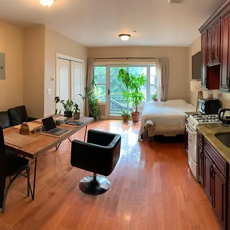 Apartment Studio With Private Half Bathroom And Shared Full Bath New York