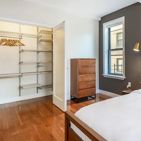 Ues 2br Windoor Pool Doorman Views Nyc-243 Apartment New York