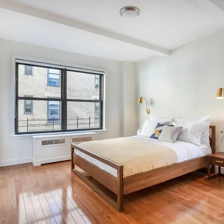 Ues 2br Windoor Pool Doorman Views Nyc-243 Apartment *
