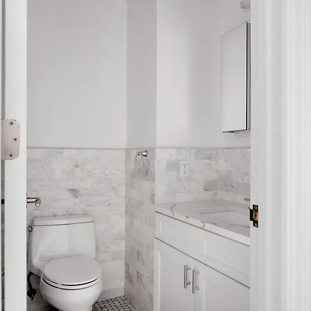 Apartment Midtown East 1br W Doorman Nr Grand Nyc-1170 *