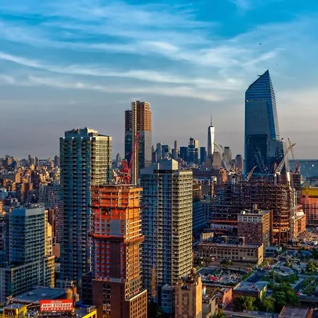 Hells Kitchen 1br W Pool Gym Dm Nr Subway Nyc-482 New York