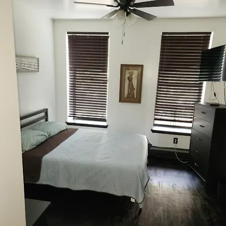 Spacious 3br, 2b