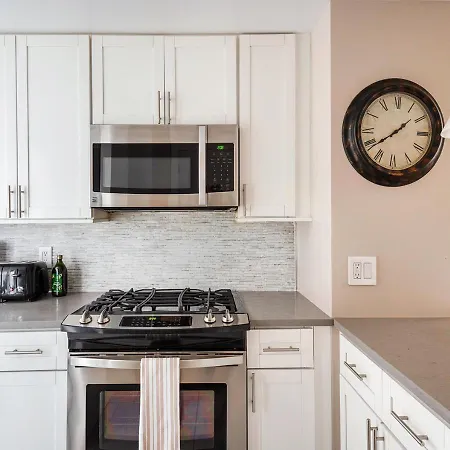Two Bedroom Two Ba At Upper West Side * New York
