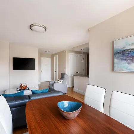 Two Bedroom Two Ba At Upper West Side New York