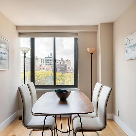 Two Bedroom Two Ba At Upper West Side Apartment