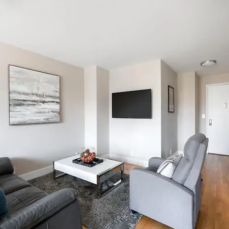 Two Bedroom Two Ba At Upper West Side * New York