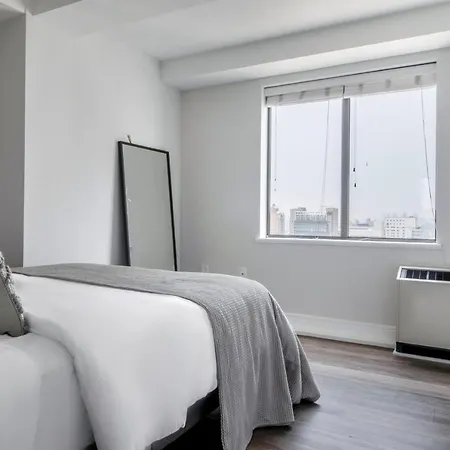 Ues 1br W Gym Nr Museums Art Galleries Nyc-1179 Apartment
