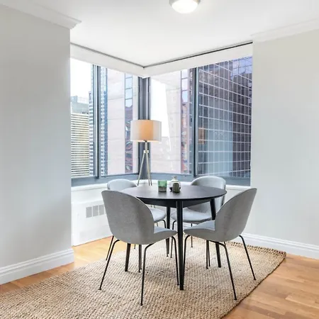 Midtown 2br W Pool Gym Roof Nr Subway Nyc-385 Apartment New York