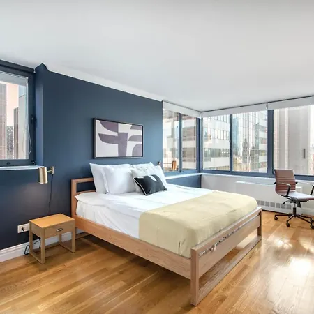 Apartment Midtown 2br W Pool Gym Roof Nr Subway Nyc-385 New York