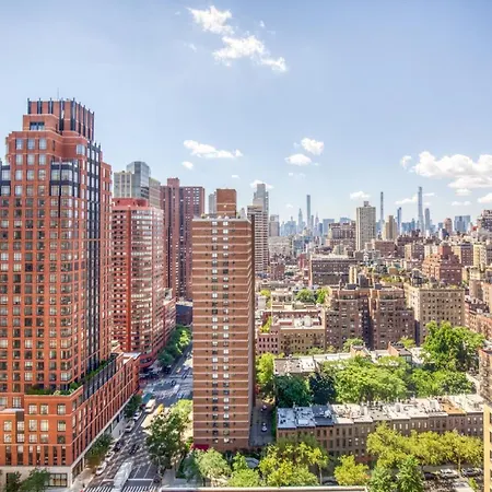 Apartment Ues 2br W Dm Elevator Gym Nr Park Nyc-918