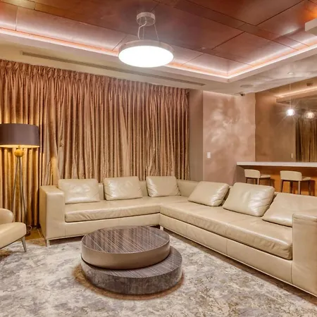 Ues 2br W Dm Elevator Gym Nr Park Nyc-918 *