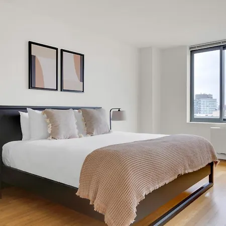 Lic 2br W Wd Elevator Doorman Nr E River Nyc-851 *
