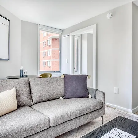 Apartment Kips Bay 2br W Doorman Gym Nr 5th Av Shops Nyc-654 *