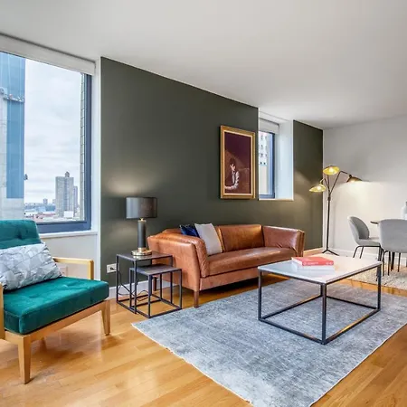 Midtown 1br W Pool Gym Parking Nr Times Sq Nyc-378 * New York