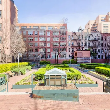 Apartment Ues 2br W Dm Elevator Gym Nr Park Nyc-918 New York